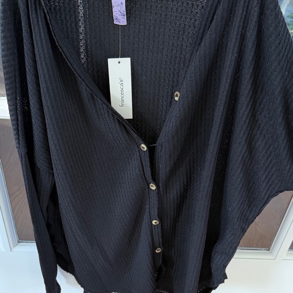 Alya Black Ribbed Button-Front Top 🌿 - Picture 4 of 5